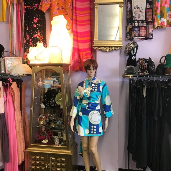 Meet your Posher, Carlos & Selah! - Picture 6 of 8